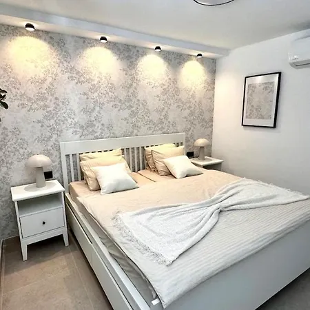 Royal Diamantes Ii With Ocean View Apartment